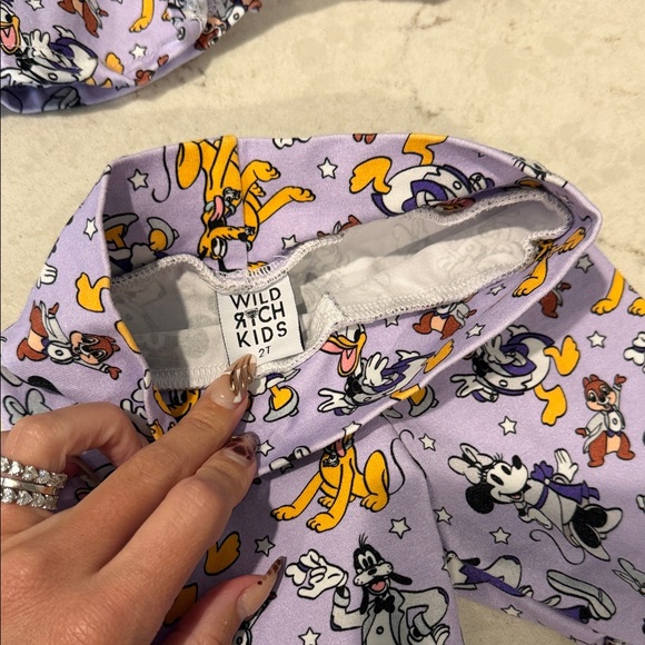 Disney Kids matching set Lavender with Mickey and Friends - Picture 2 of 3